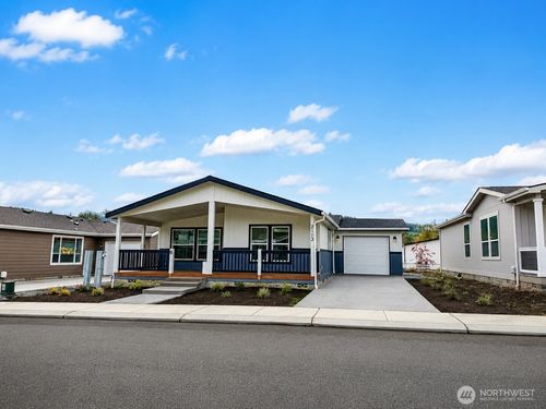 81-2113 Glacier St, Enumclaw, WA, 98022-9174 | Card Image