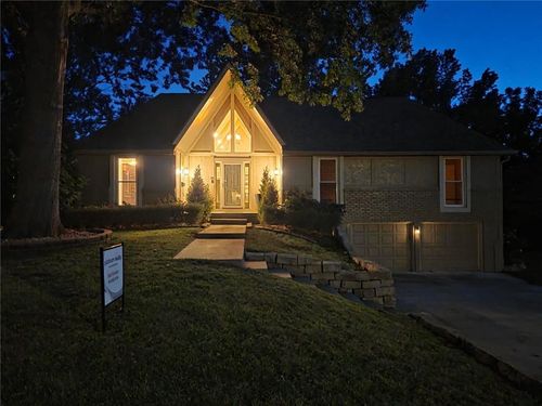 11807 99th Pl, Overland Park, KS, 66214-2432 | Card Image