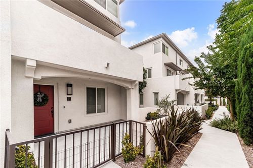 unit-f-129 F N 5th St, Montebello, CA, 90640-5294 | Card Image