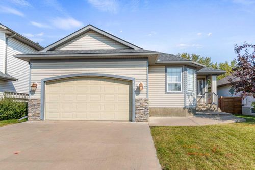 150 Parklane Dr, Strathmore, AB, T1P1V8 | Card Image