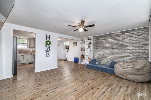 2113 Sul Ross St, San Angelo, TX, 76904-5305 | Card Image