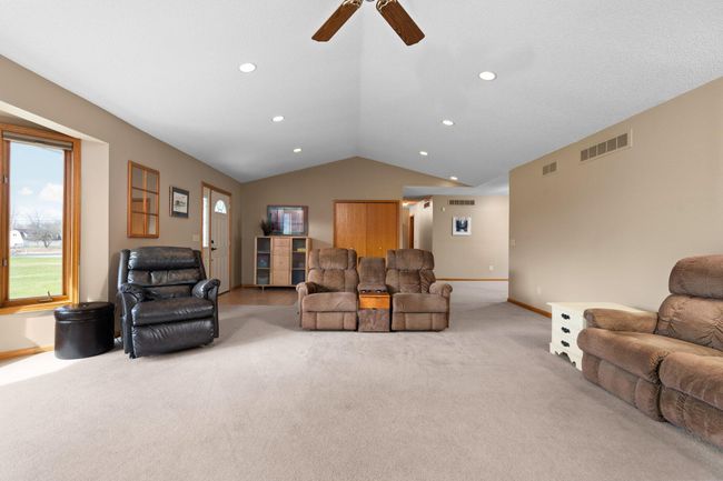 14-web-or-mls-DSC06479 | Image 16