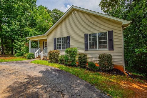 63 Wild Ridge Ln, Dahlonega, GA, 30533-9109 | Card Image