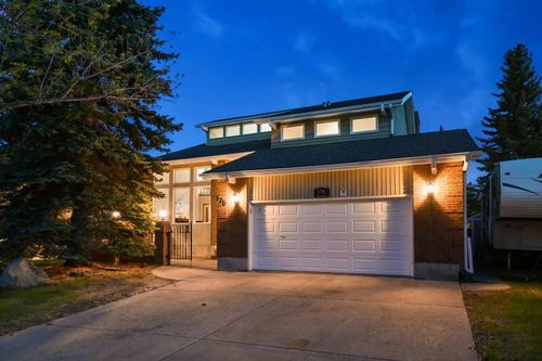 176 Canterville Drive Sw, Calgary, AB, T2W3X2 | Card Image