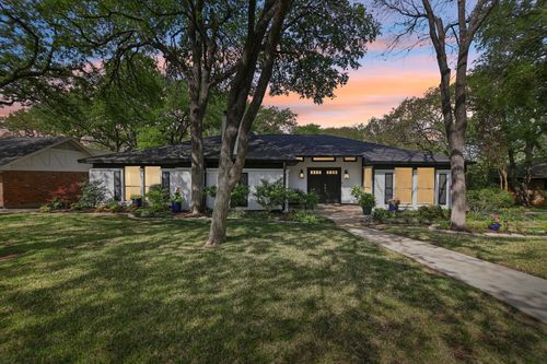 2214 Prestonwood Dr, Arlington, TX, 76012-5420 | Card Image