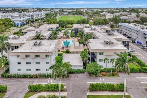 304-766 Central Ave, NAPLES, FL, 34102-6042 | Card Image