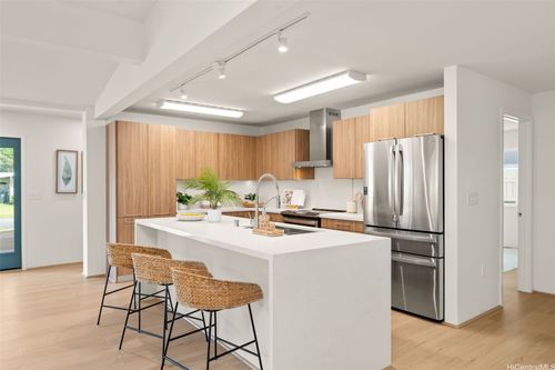 1126 Lunaai St, Kailua, HI, 96734-4540 | Card Image