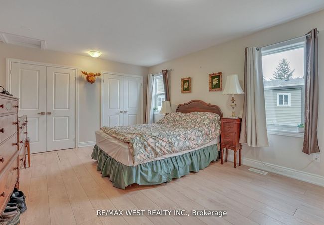 8709 9 Th Line, House other with 3 bedrooms, 3 bathrooms and 8 parking in Utopia ON | Image 9
