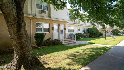 d-57 White St, Eatontown, NJ, 07724 | Card Image