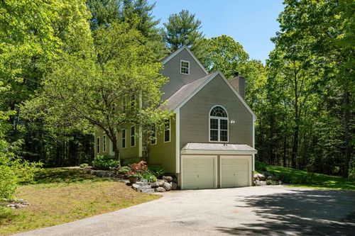 3 Oxbow Farm Road, Stratham, NH, 03885 | Card Image