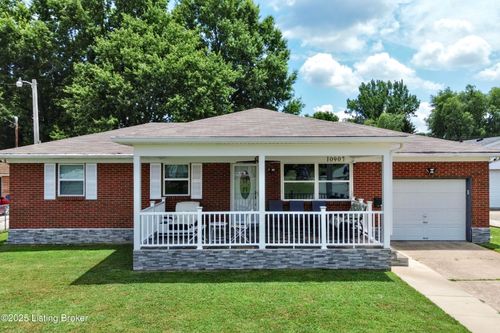 10907 Torrington Rd, Louisville, KY, 40272-4116 | Card Image