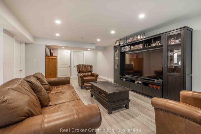 315 Telford Trail, Condo with 2 bedrooms, 4 bathrooms and 2 parking in Kemble ON | Image 31