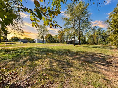 505 Cobb Ln, Pulaski, TN, 38478-7247 | Card Image