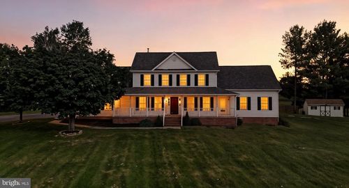 98 Foxhall Rd, CHARLES TOWN, WV, 25414-2549 | Card Image