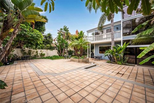 16282 Mandalay Cir, Huntington Beach, CA, 92649 | Card Image