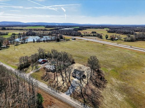 37 Old 64 Hwy, Flintville, TN, 37335-5073 | Card Image