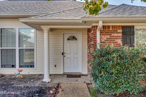 217 White Oak Pl, Pearl, MS, 39208-8108 | Card Image