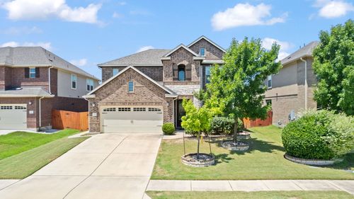724 Pioneer Grv, Round Rock, TX, 78665-2181 | Card Image