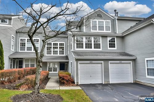 1499 Cornwall Rd, Mahwah, NJ, 07430-3252 | Card Image