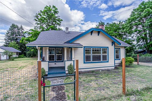 537 Mcnaught Road S, Roy, WA, 98580 | Card Image