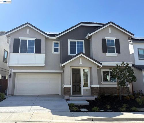 1476 Monument Ln, Fairfield, CA, 94533-7147 | Card Image