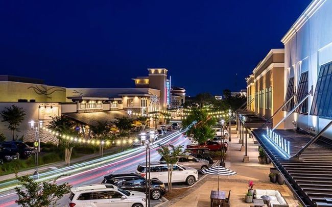 Grand Blvd | Image 62