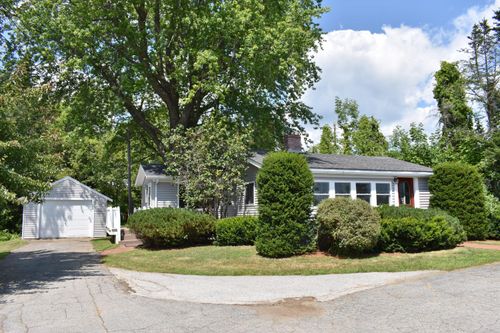 81 Belmont Avenue, Belfast, ME, 04915 | Card Image