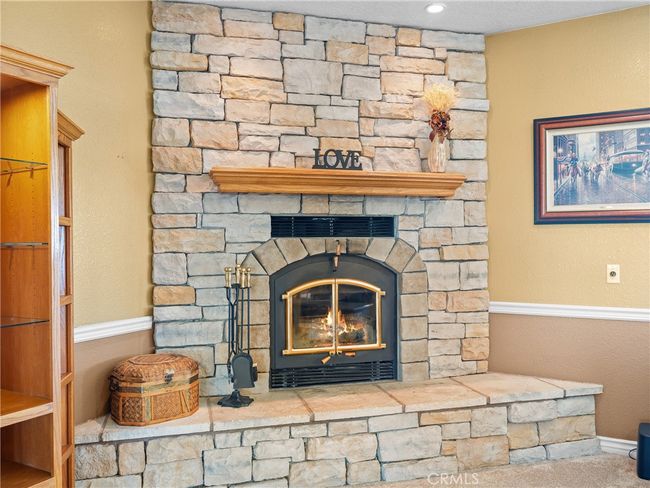 8650 Verbena Rd, House other with 4 bedrooms, 4 bathrooms and 7 parking in Oak Hills CA | Image 29