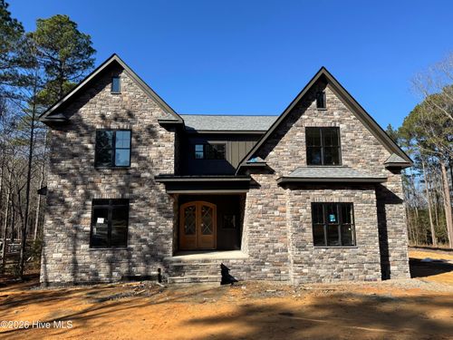 7 Goldenrod Dr, Whispering Pines, NC, 28327-9341 | Card Image