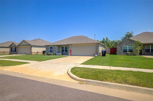 1310 Travertine Pl, Noble, OK, 73068-7771 | Card Image