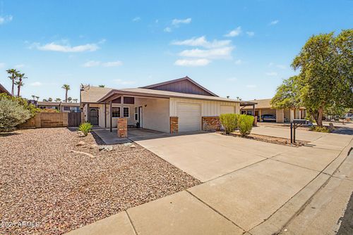 2033 S Las Palmas, Mesa, AZ, 85202-6352 | Card Image