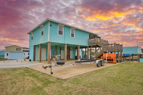 856 County Road 202, Sargent, TX, 77414-2208 | Card Image