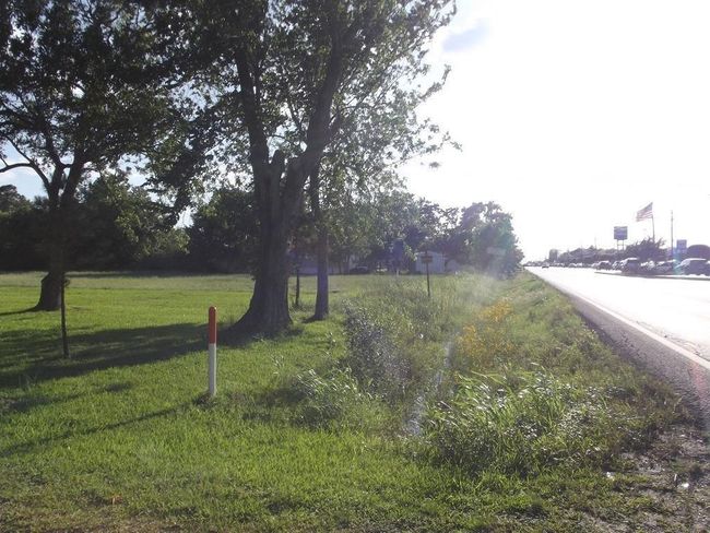 5604 Broadway St, Home with 0 bedrooms, 0 bathrooms and null parking in Pearland TX | Image 5