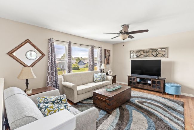 Living Room | Image 5