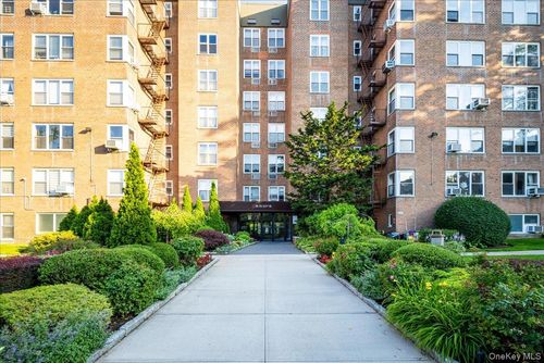 1b-18-70 211th Street, New York, NY, 11360 | Card Image