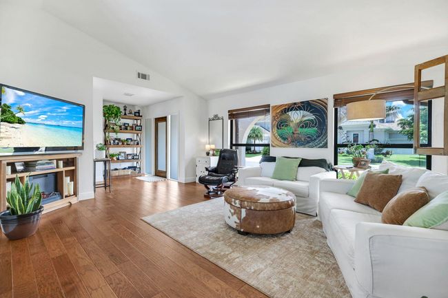 284 Polynesia Ct, House other with 3 bedrooms, 2 bathrooms and null parking in MARCO ISLAND FL | Image 12