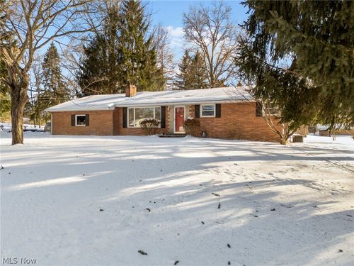 3596 Rolling Ridge Rd Ne, Canton, OH, 44721-3027 | Card Image