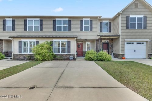 304 Glenellen Loop Ln, Midway Park, NC, 28544-0011 | Card Image