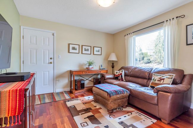 2282 Mountain Drive, House other with 3 bedrooms, 2 bathrooms and 6 parking in Abbotsford BC | Image 8