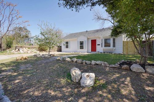 4363 Lisbon St, Fort Worth, TX, 76107-6322 | Card Image