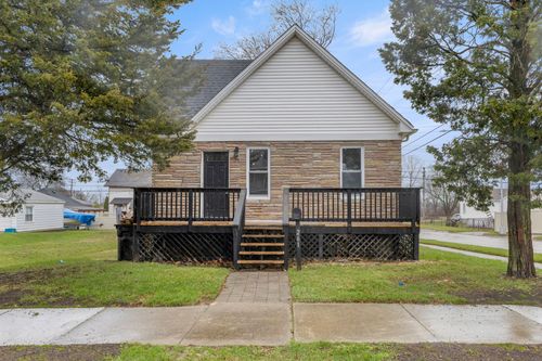 261 Detroit St, Trenton, MI, 48183-1210 | Card Image