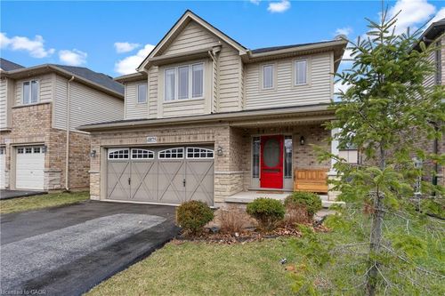 4875 John St, Beamsville, ON, L3J0P2 | Card Image