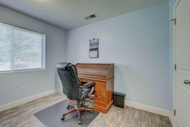 lesko office up | Image 9