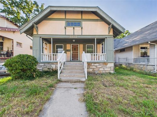 6612 Park Ave, Kansas City, MO, 64132-1108 | Card Image