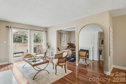 7034 Quail Hill Rd, Charlotte, NC, 28210-5104 | Card Image