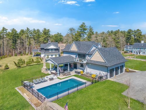 9 Deer Run, Marion, MA, 02738-5109 | Card Image
