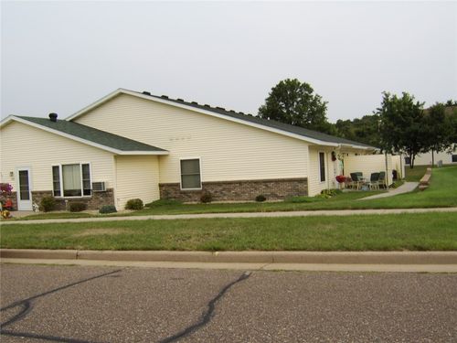 1512-1512 Devney Dr, Altoona, WI, 54720-2511 | Card Image
