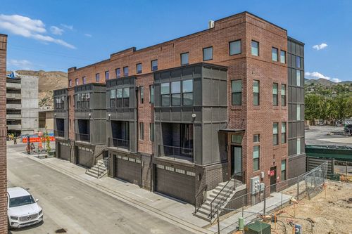 302-443 W 400 N, Salt Lake City, UT, 84103-2153 | Card Image