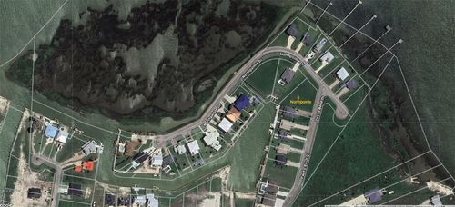 8 Northpointe Dr, Rockport, TX, 78382-7340 | Card Image