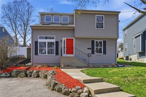 76 Myra St, Providence, RI, 02909-6027 | Card Image